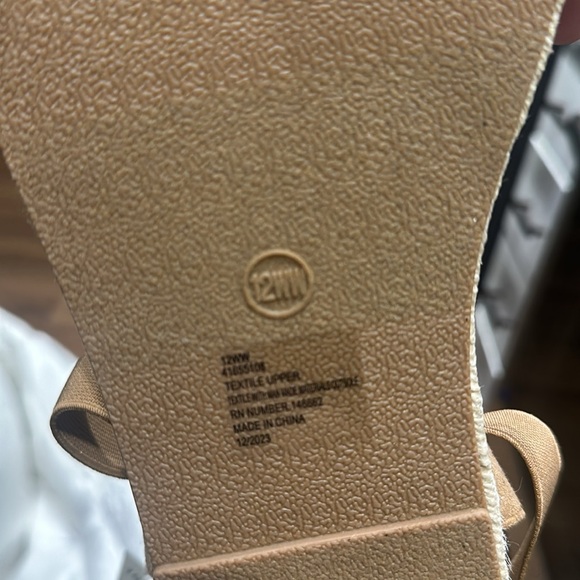 NWT Torrid Sandals - Picture 7 of 9